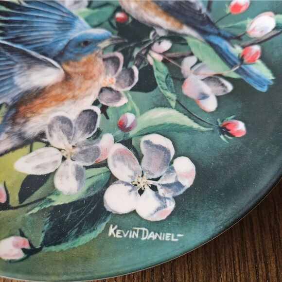 VINTAGE Encyclopedia Britannica Decorative Plate - Picture 2 of 4